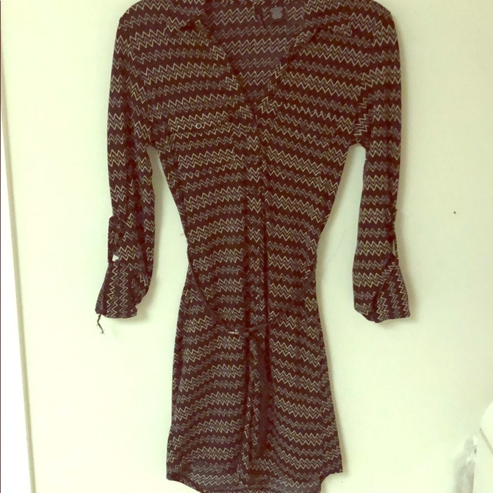 Zig Zag Pattern Belted Dress